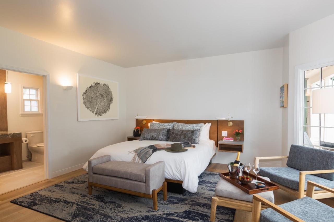 Carmel Beach Hotel Hotel